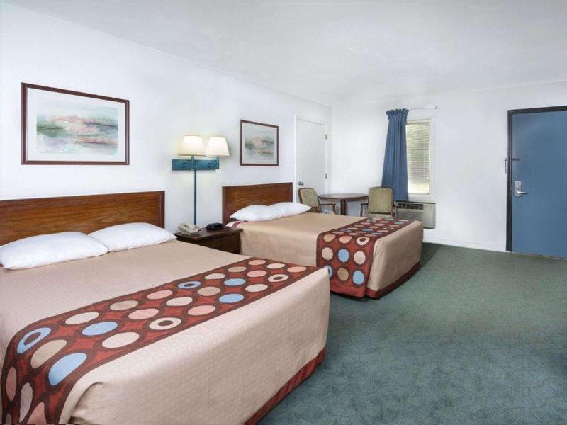 Super 8 By Wyndham Taylorville Il Buitenkant foto