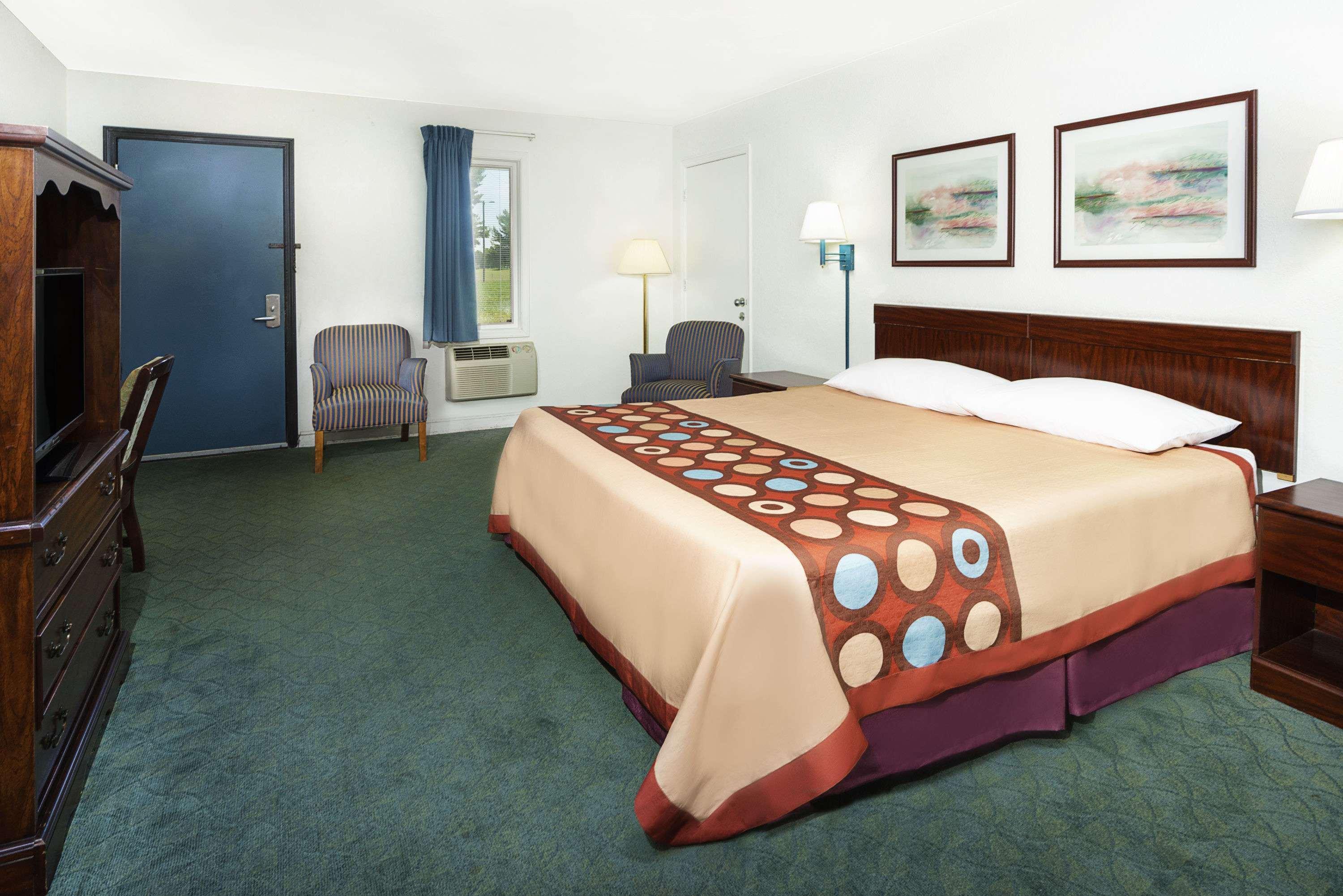 Super 8 By Wyndham Taylorville Il Buitenkant foto